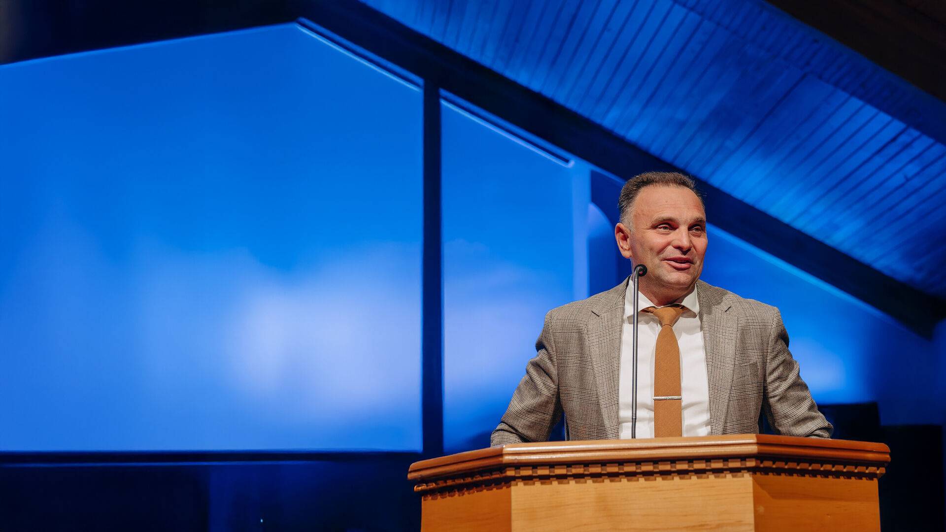 Senior Pastor preaching