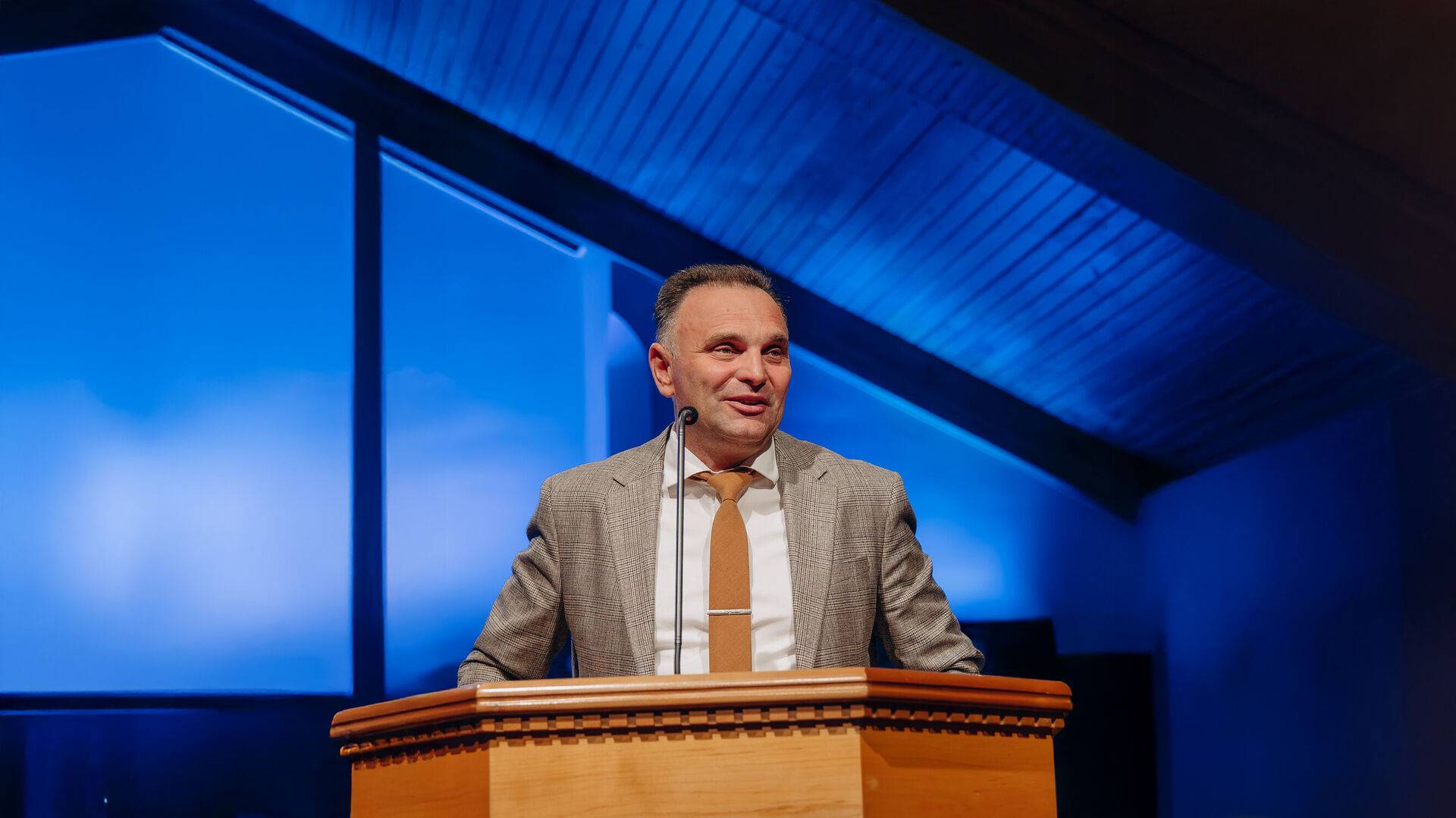 Senior Pastor preaching