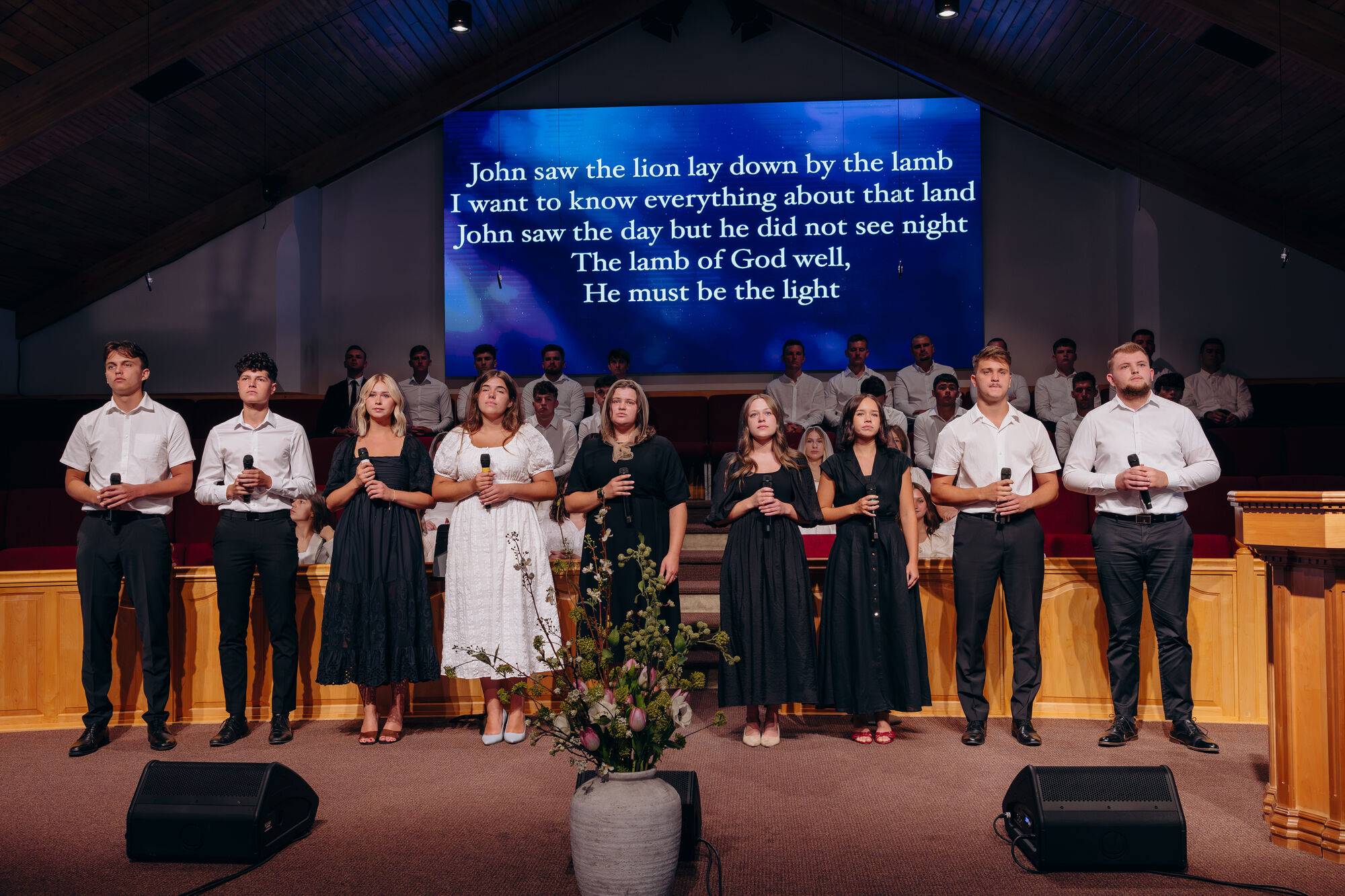 Youth worship singers